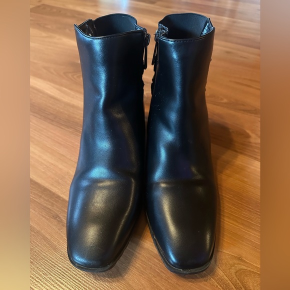 Anne Klein Black Leather Ankle Boots with Studded Straps - Picture 2 of 12